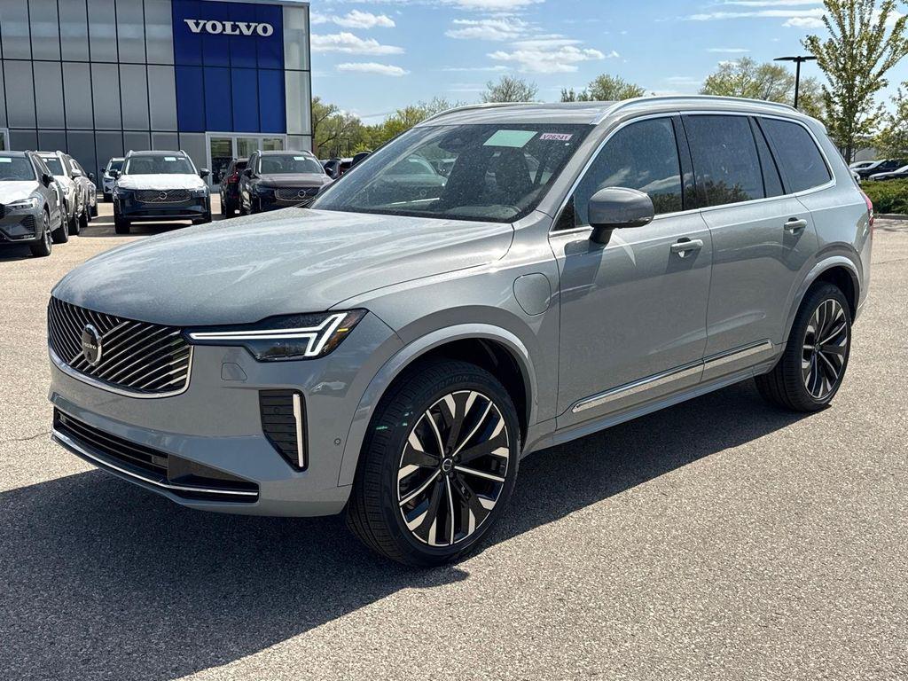 New 2026 Volvo XC90 Plug-In Hybrid Plus, T8 AWD, Electric/Gasoline, Bright, 7 Seats