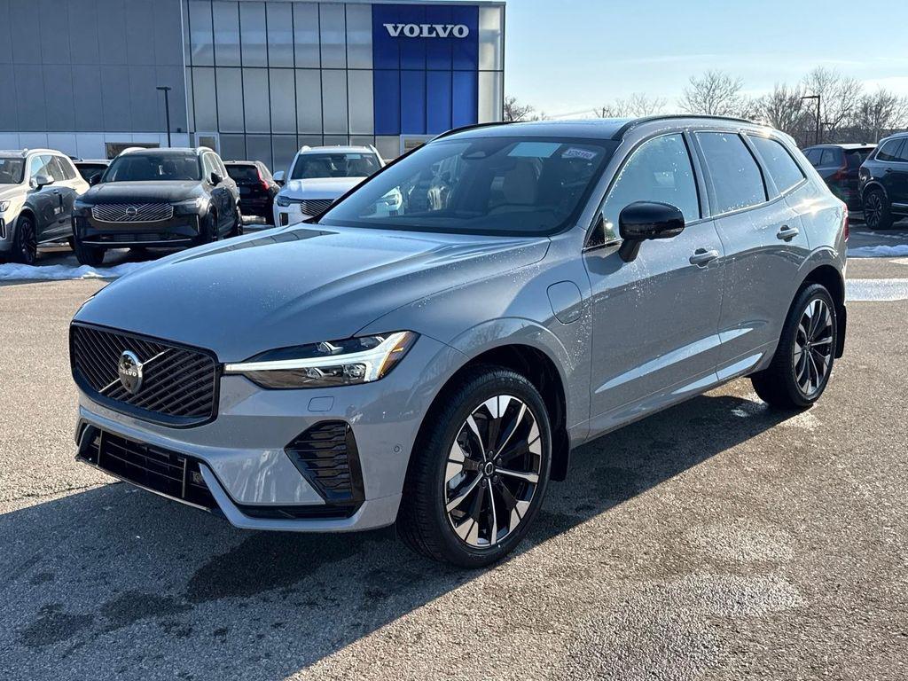 New 2026 Volvo XC60 Plug-In Hybrid Plus, T8 AWD Electric/Gasoline, Dark