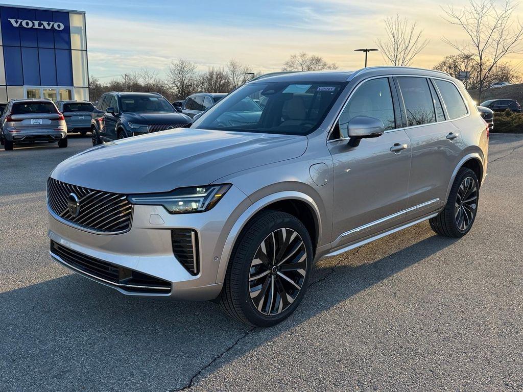New 2026 Volvo XC90 Plug-In Hybrid Plus, T8 AWD, Electric/Gasoline, Bright, 7 Seats