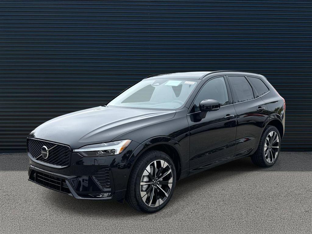 New 2026 Volvo XC60 B5 Plus