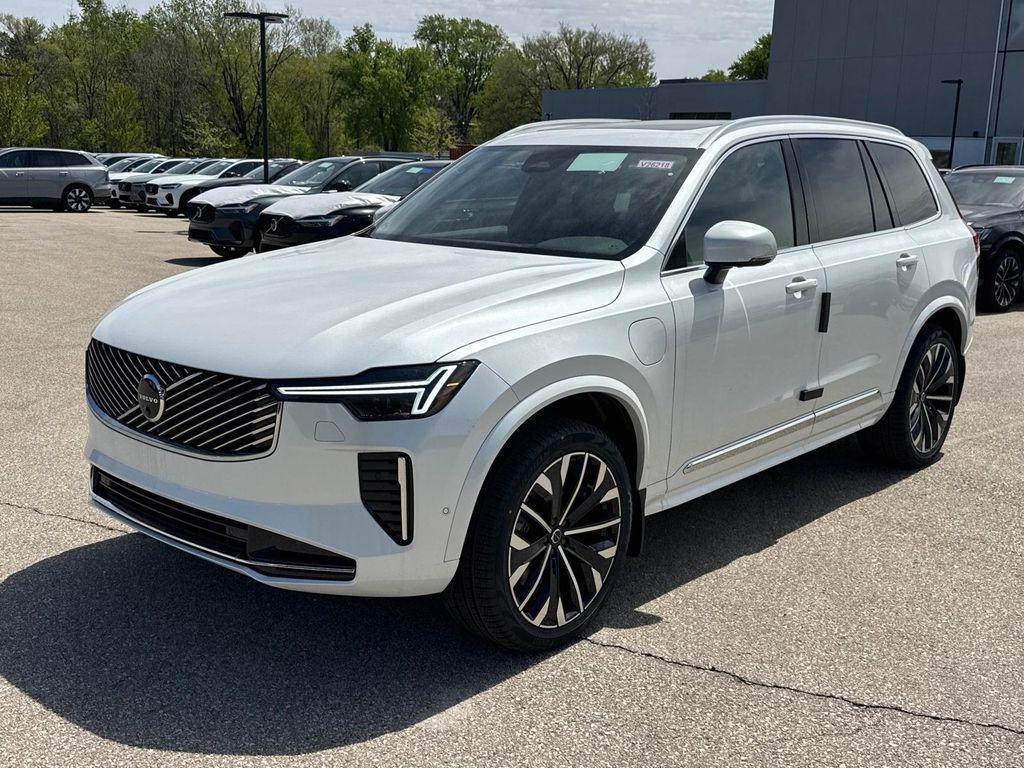 New 2026 Volvo XC90 Plug-In Hybrid Plus, T8 AWD, Electric/Gasoline, Bright, 7 Seats