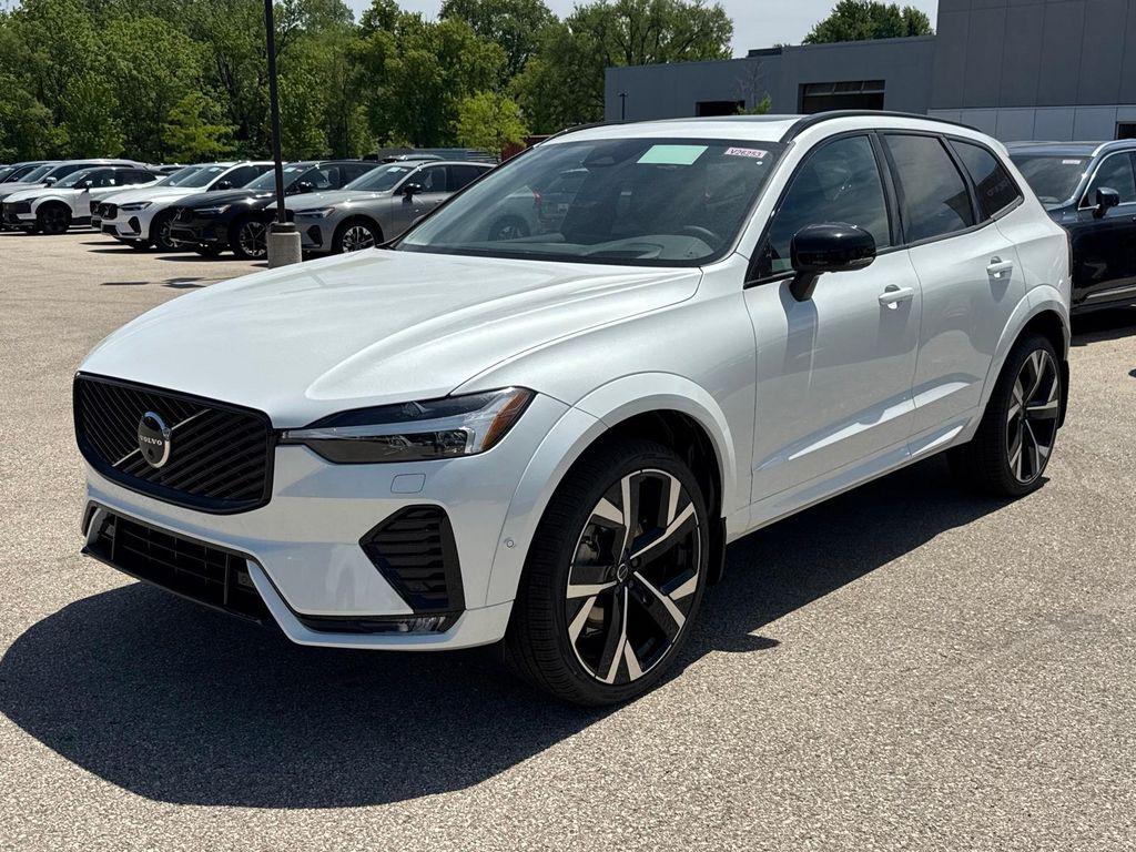New 2026 Volvo XC60 B5 Ultra