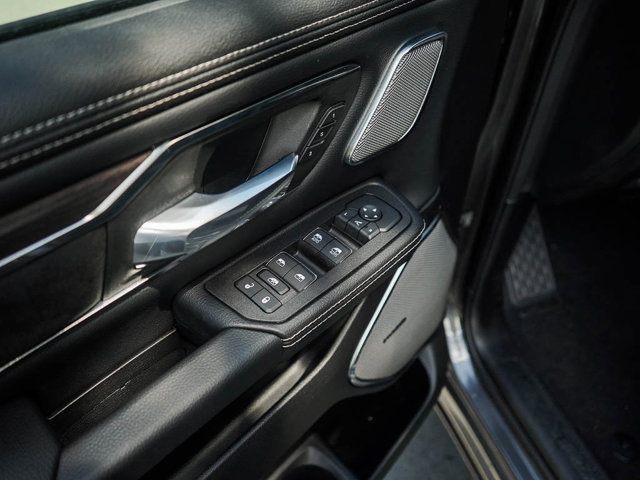 2026 RAM 1500 LARAMIE thumbnail 16