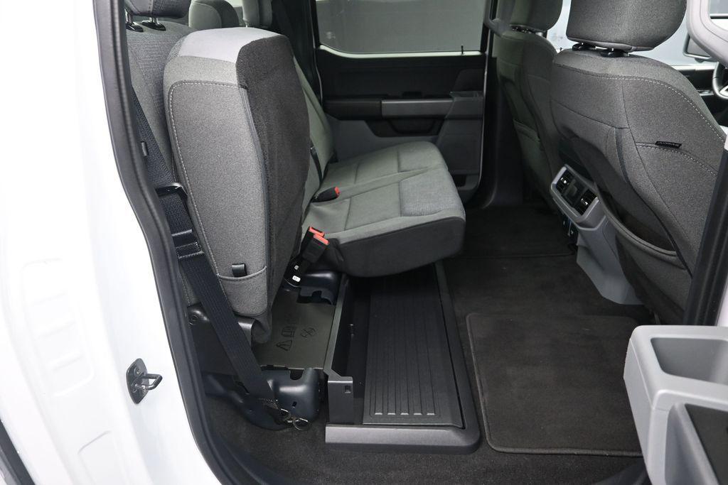 صورة مصغرة 36 لـ 2024 FORD F-150 XLT