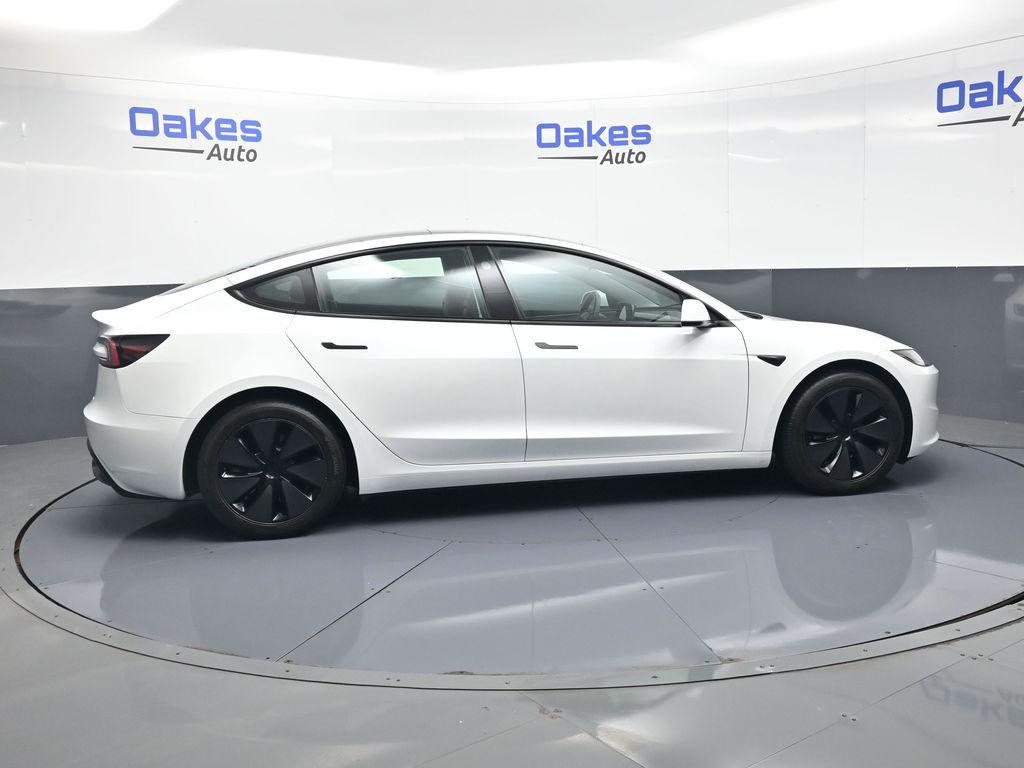 صورة 9 لـ 2025 Tesla MODEL 3 LONG RANGE