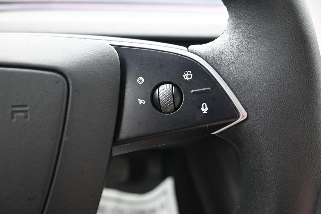 2025 Tesla MODEL 3 LONG RANGE — миниатюра 21
