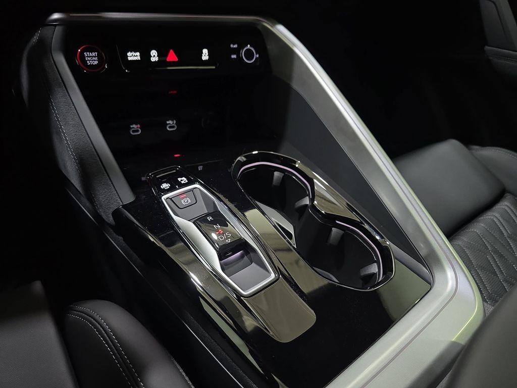 2026 AUDI SQ5 3.0T PREMIUM PLUS — миниатюра 21