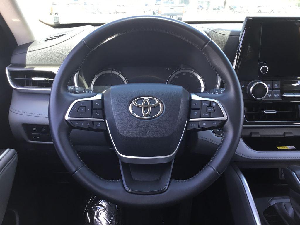2023 Toyota HIGHLANDER XLE — миниатюра 18