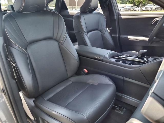 صورة مصغرة 20 لـ 2024 Toyota CROWN LIMITED