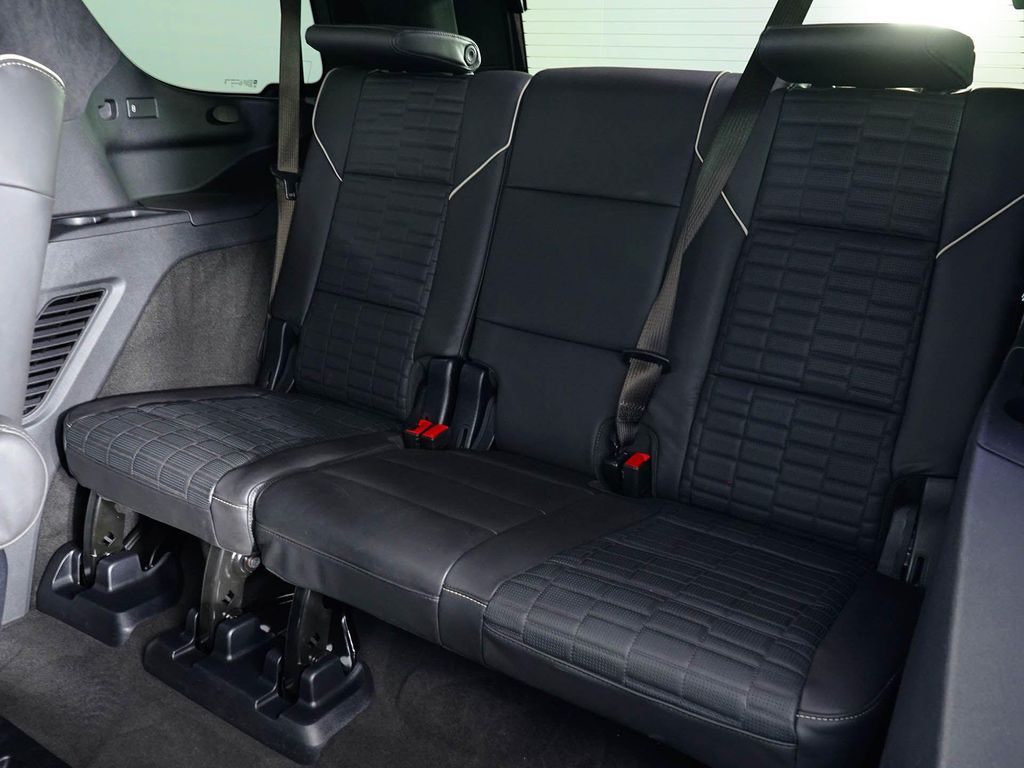 2025 Cadillac ESCALADE V-SERIES 缩略图 27