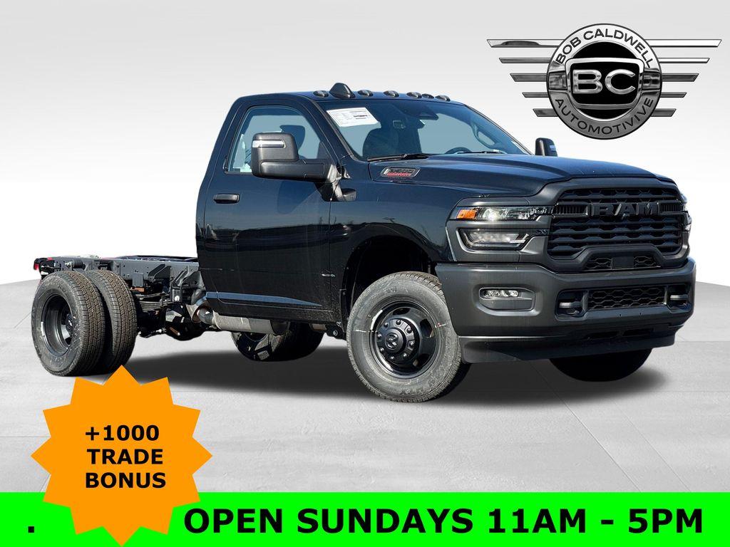 New 2026 RAM 3500 Tradesman/Big Horn