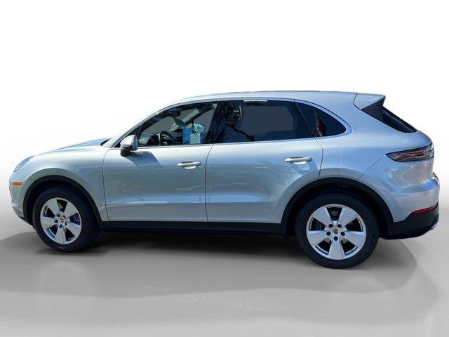 صورة 2 لـ 2021 Porsche CAYENNE BASE