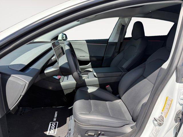 TESLA MODEL 3 BASE - 10