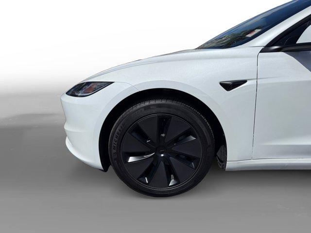 TESLA MODEL 3 BASE - 9