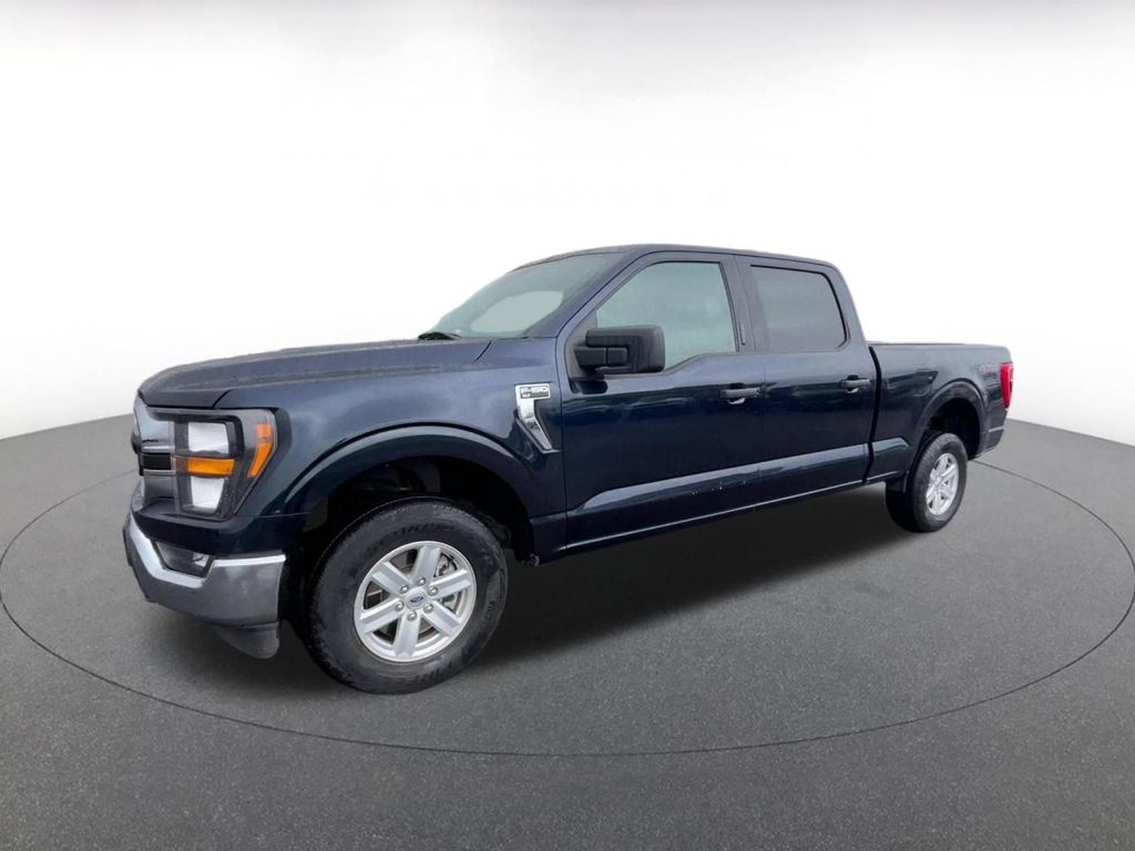 صورة 6 لـ 2023 FORD F-150 XL