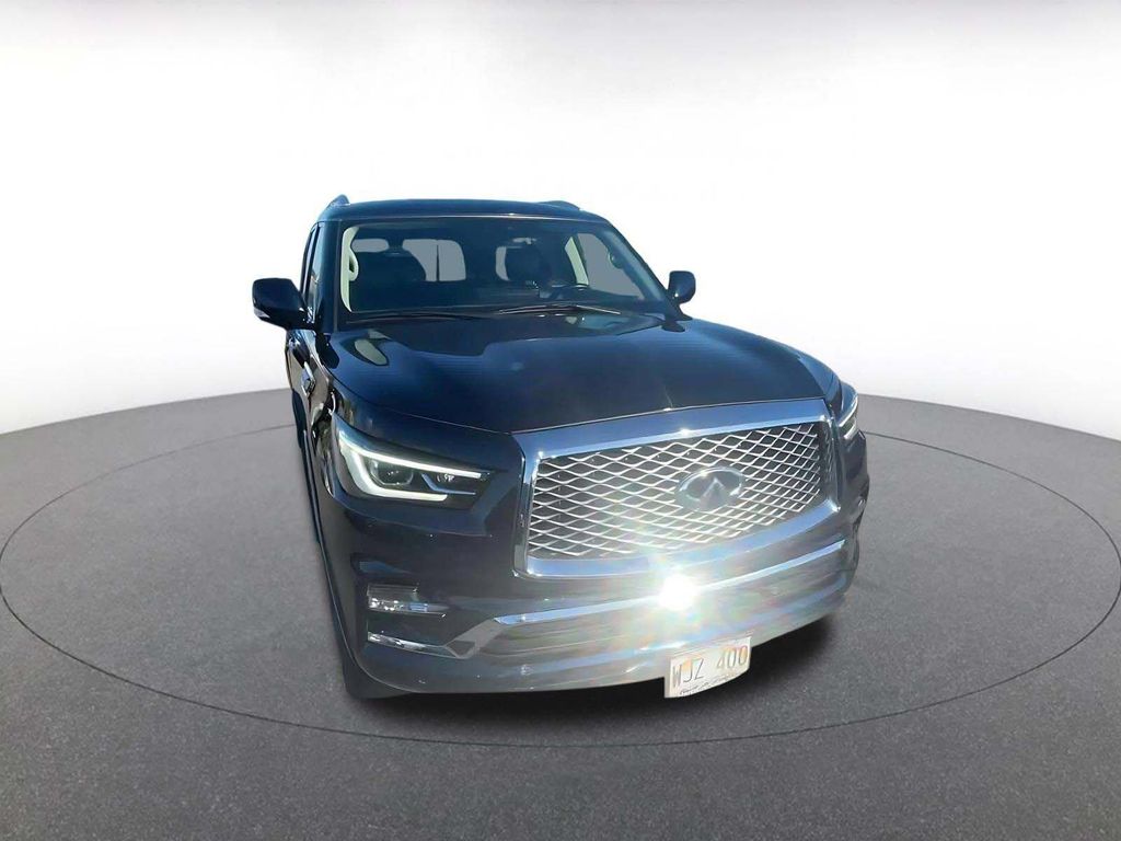 2022 Infiniti QX80 LUXE 照片 3