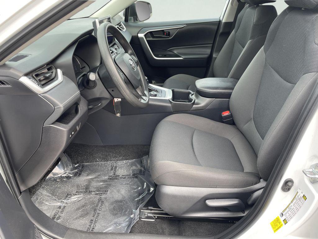 TOYOTA RAV4 - 9