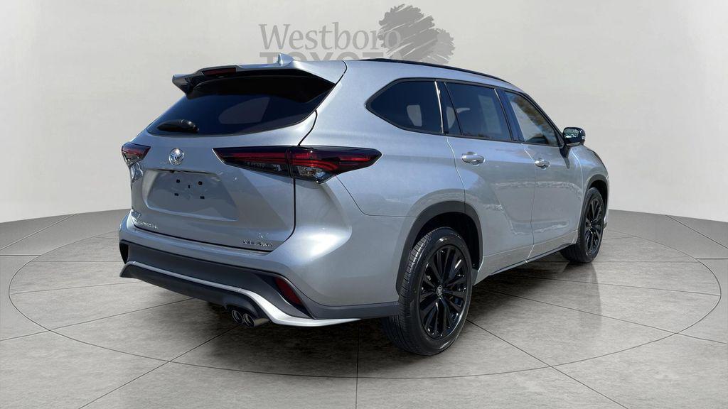صورة 7 لـ 2025 Toyota HIGHLANDER XSE