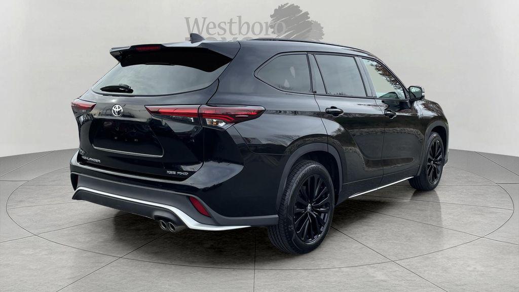 صورة 7 لـ 2025 Toyota HIGHLANDER XSE