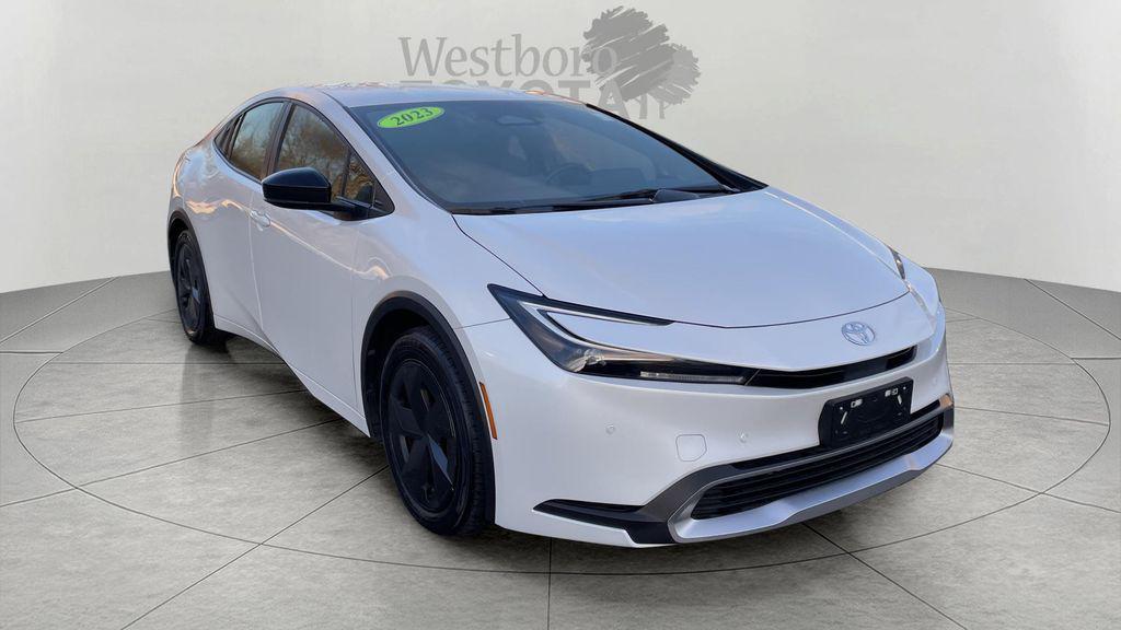 2023 Toyota PRIUS PRIME SE photo 1