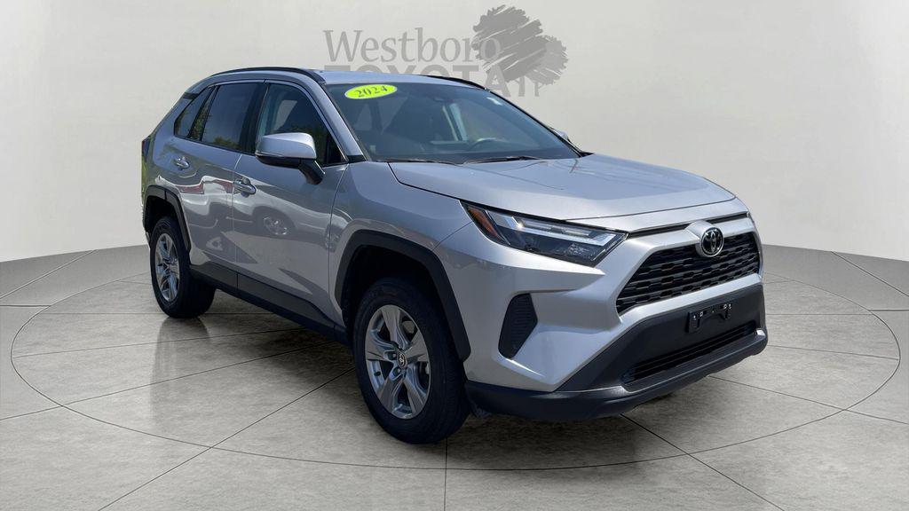 TOYOTA RAV4 - 1