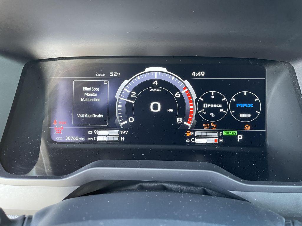2023 Toyota SEQUOIA LIMITED — миниатюра 22