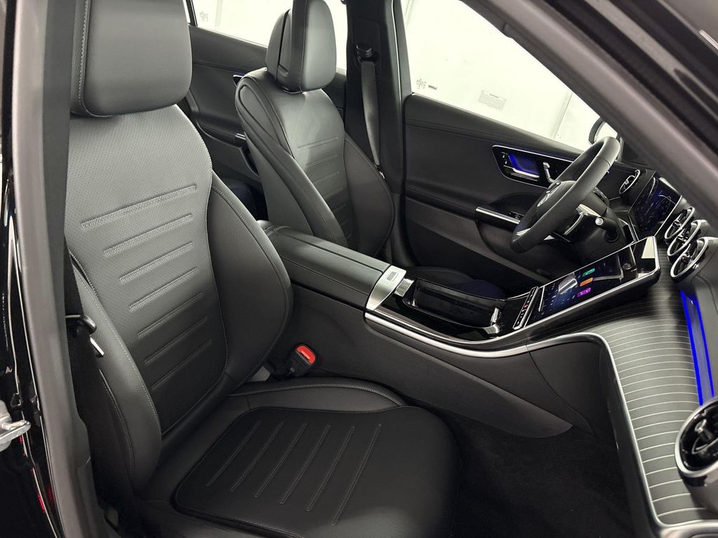 2026 Mercedes-BENZ C-CLASS 缩略图 22