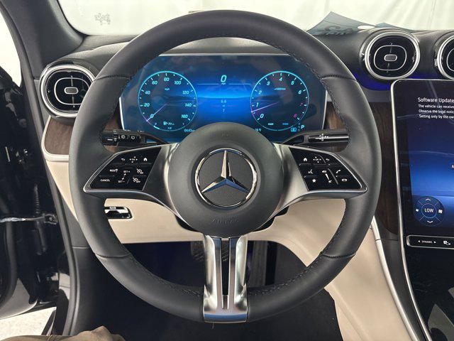 2026 Mercedes-BENZ GLC — миниатюра 16