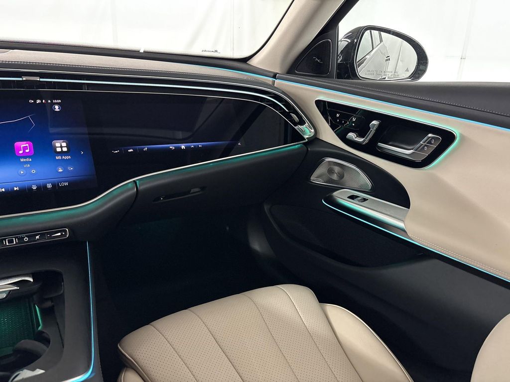 2026 Mercedes-BENZ E-CLASS — миниатюра 28