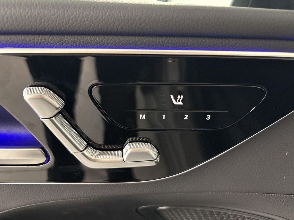 2026 Mercedes-BENZ C-CLASS — миниатюра 20