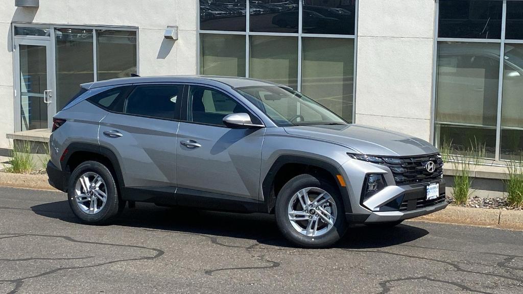 New 2026 Hyundai TUCSON SE