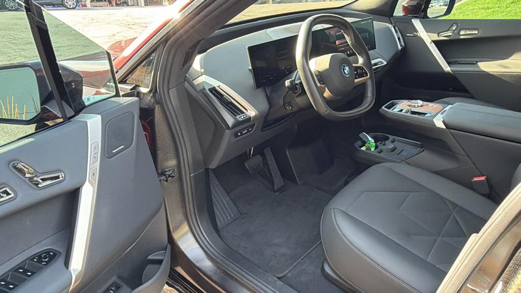 2024 BMW IX XDRIVE50 photo 9
