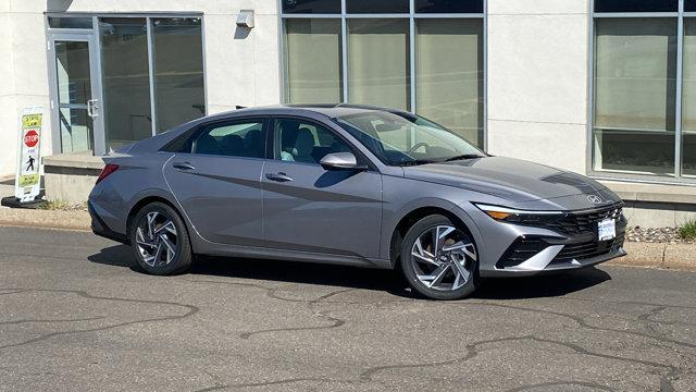 New 2026 Hyundai ELANTRA Limited