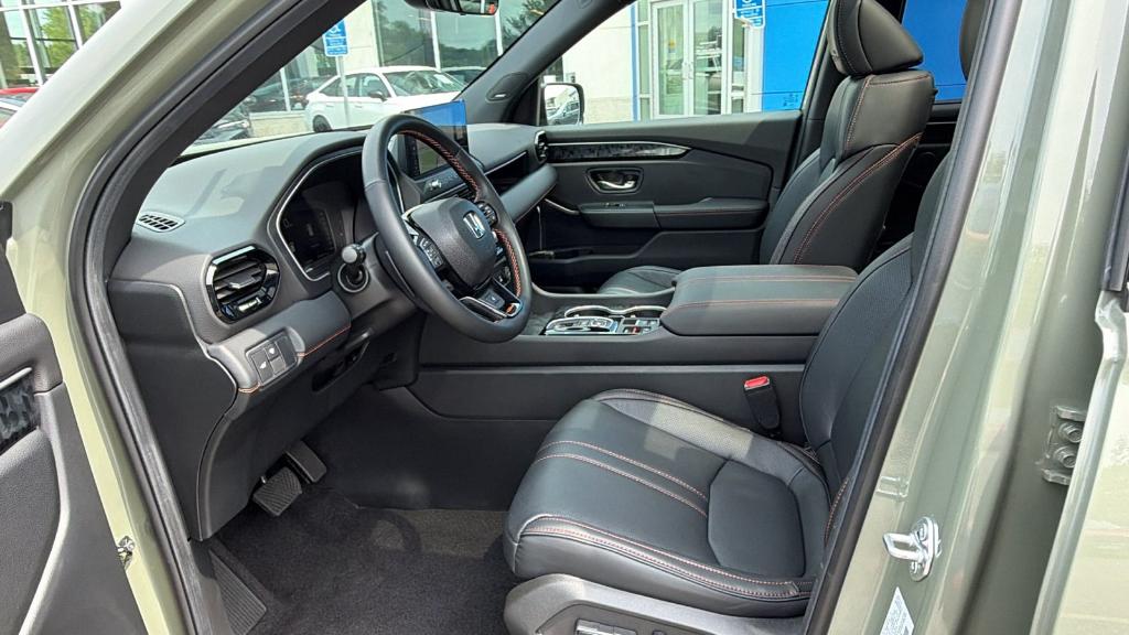 2026 Honda PASSPORT TRAILSPORT thumbnail 13