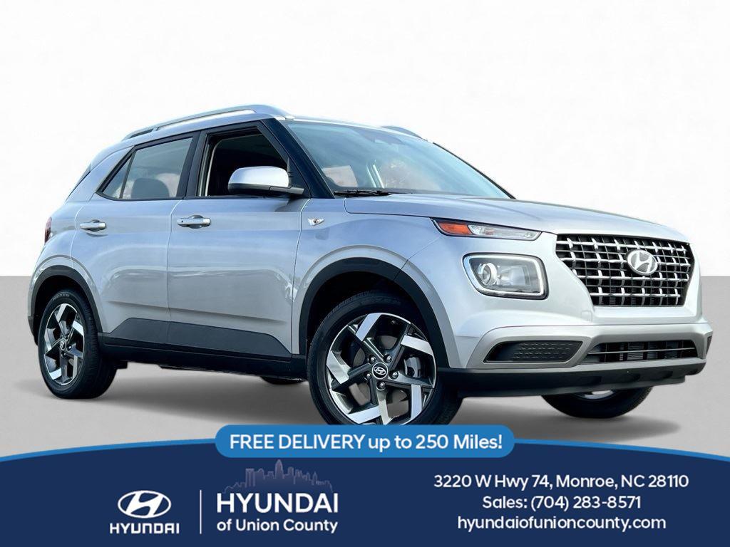 New 2026 Hyundai VENUE SEL