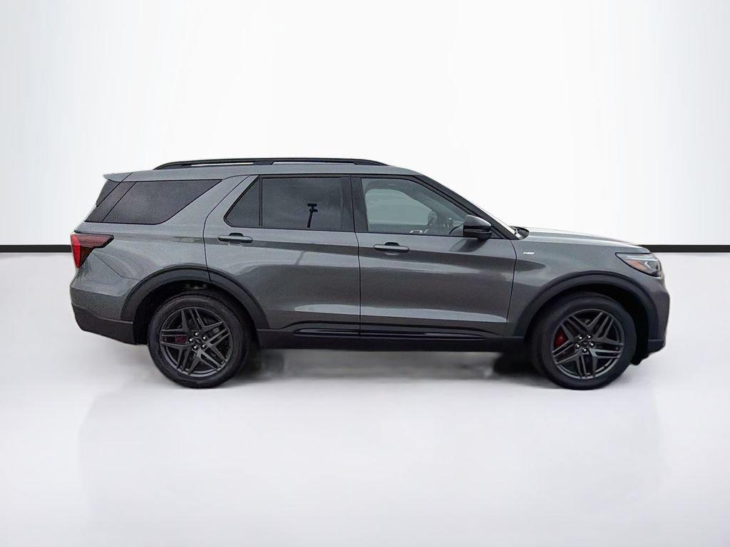 2026 FORD EXPLORER ST-LINE photo 4