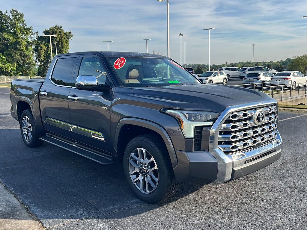 TOYOTA TUNDRA - 8