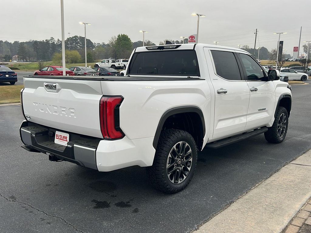 TOYOTA TUNDRA - 6