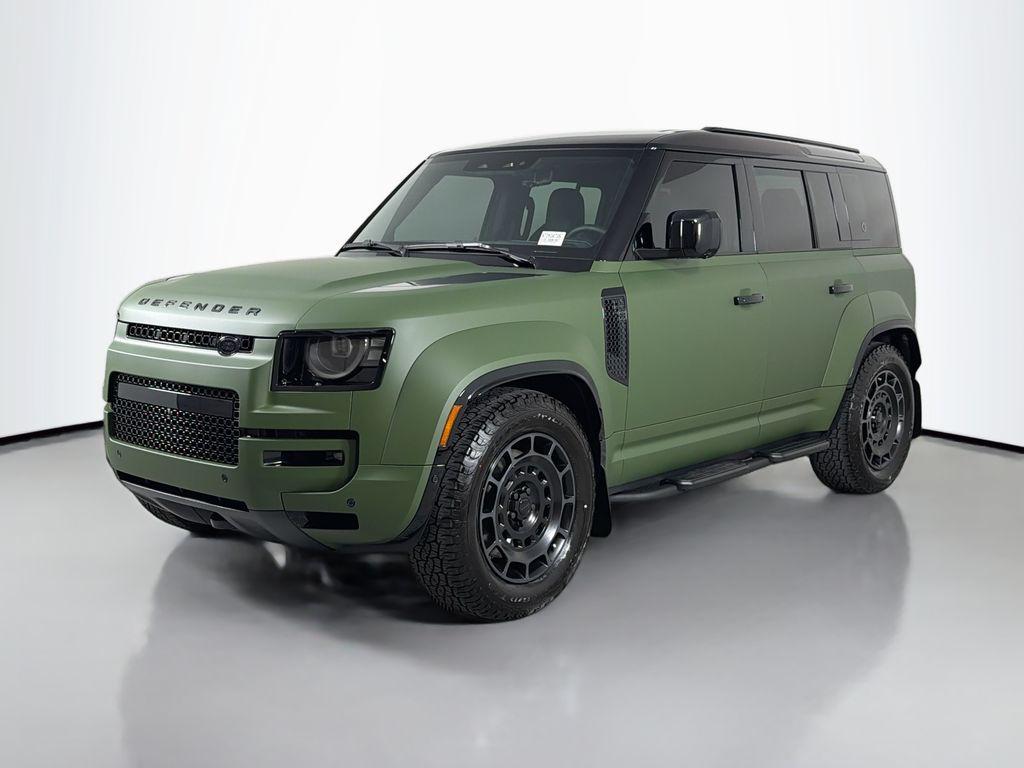 New 2026 Land Rover Defender P635 OCTA Black