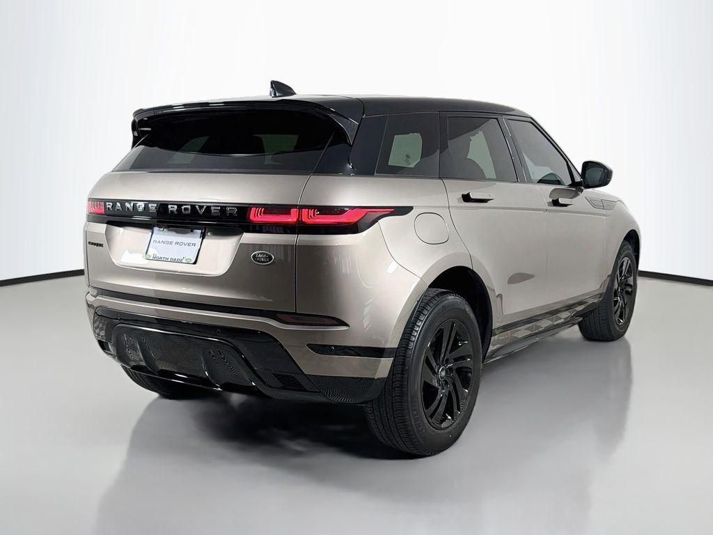 صورة 5 لـ 2023 LAND Rover RANGE ROVER EVOQUE R-DYNAMIC S