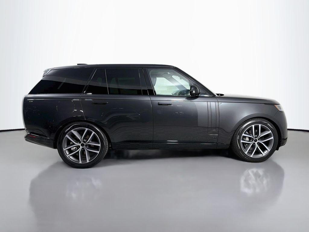 2026 LAND Rover RANGE ROVER P400 SE — фото 4