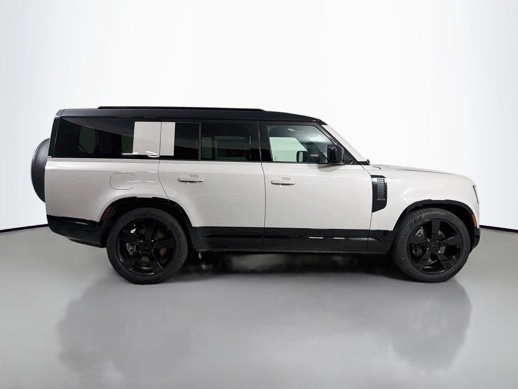 صورة 4 لـ 2026 LAND Rover DEFENDER P400 X-DYNAMIC SE