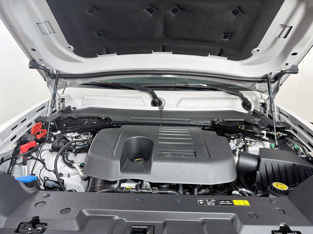 2026 LAND Rover DEFENDER P400 X-DYNAMIC SE 缩略图 32