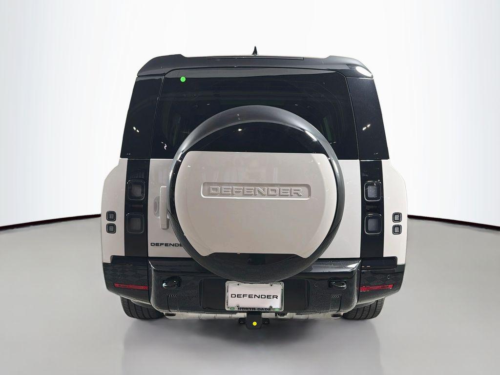 صورة 6 لـ 2026 LAND Rover DEFENDER P400 X-DYNAMIC SE