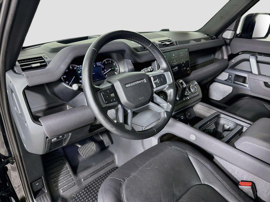 2023 LAND Rover DEFENDER 130 X-DYNAMIC SE — фото 9