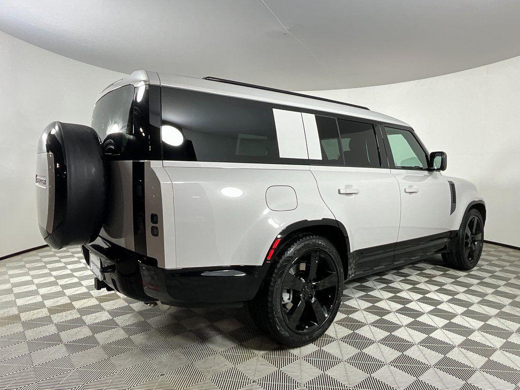 صورة 2 لـ 2026 LAND Rover DEFENDER P400 X-DYNAMIC SE