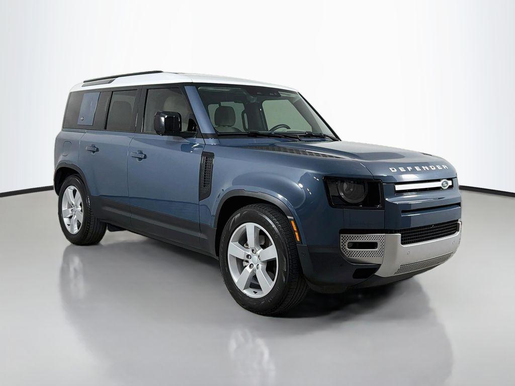 2024 LAND Rover DEFENDER 110 P300 — фото 3