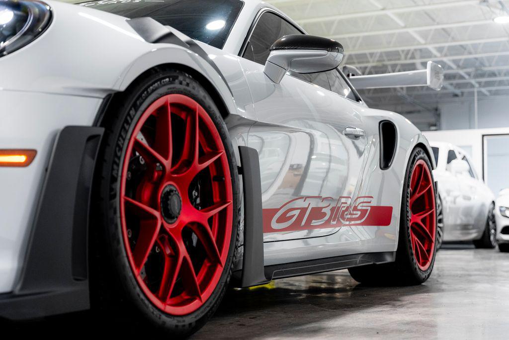 صورة 9 لـ 2024 Porsche 911 GT3 RS