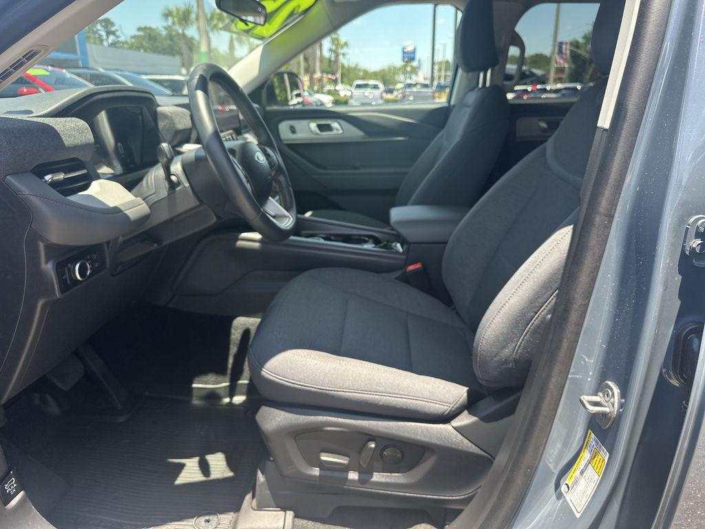 صورة مصغرة 19 لـ 2025 FORD EXPLORER ACTIVE