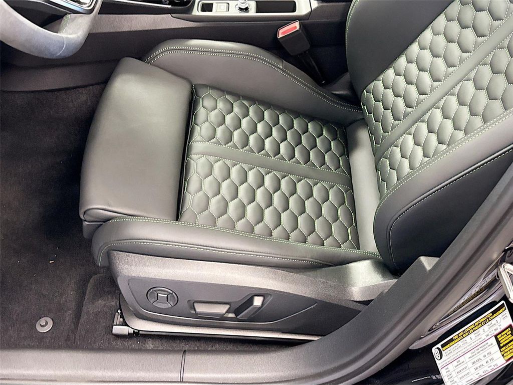 صورة مصغرة 18 لـ 2026 AUDI RS 3 TFSI QUATTRO S TRONIC